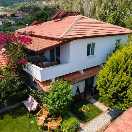 Buesra Selimiye-3