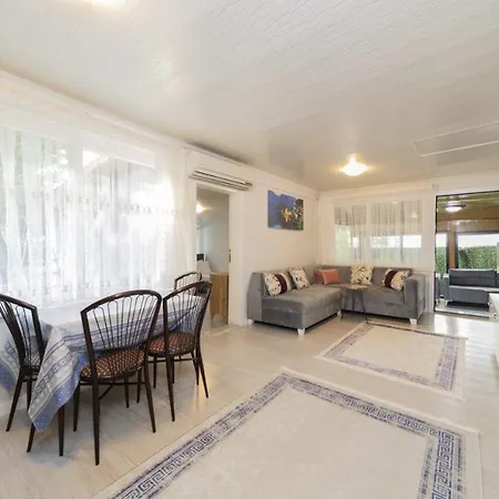 Magnificent Villa With Private Pool And Terrace Close To The Airport In Muratpasa-3