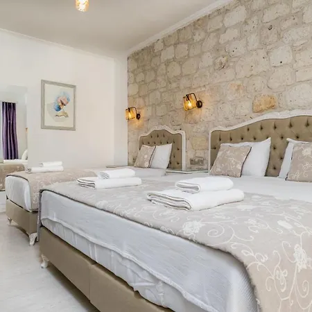 Avlu Alacati Boutique Hotel-2