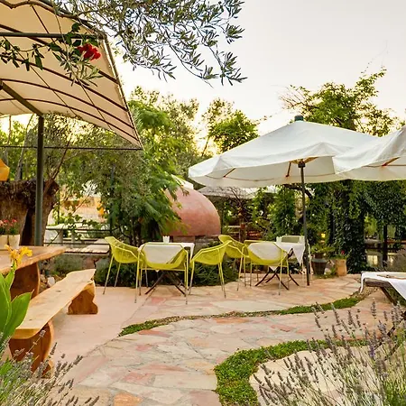 Cunda Battalos Kucuk Hotel-2