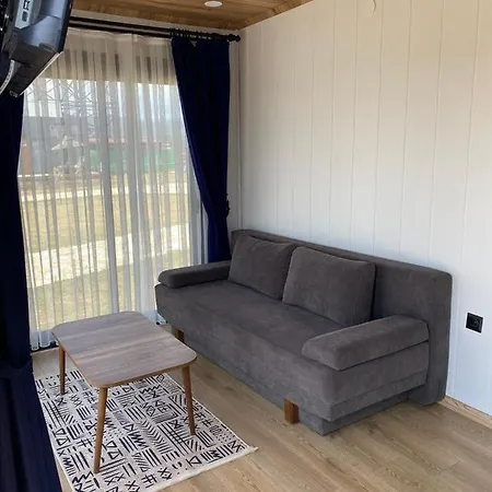 Lavira Tiny House Village-3