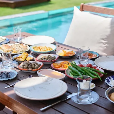 Luxe Villa Nature Life 2-3