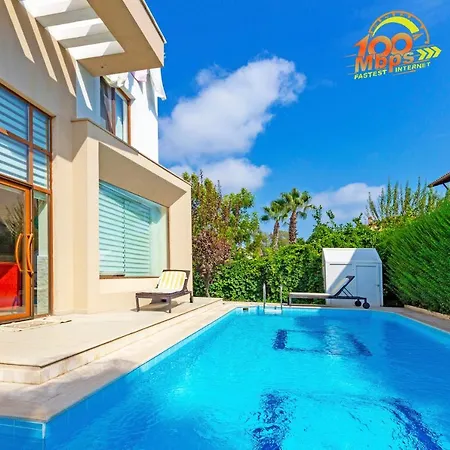 Paradise Town Villa Elite 100 Mbps Free Wifi-3