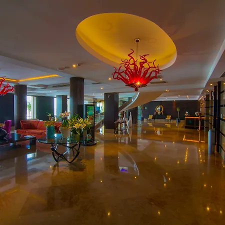 Hotel Celik Palas Convention Center & Thermal Spa-3