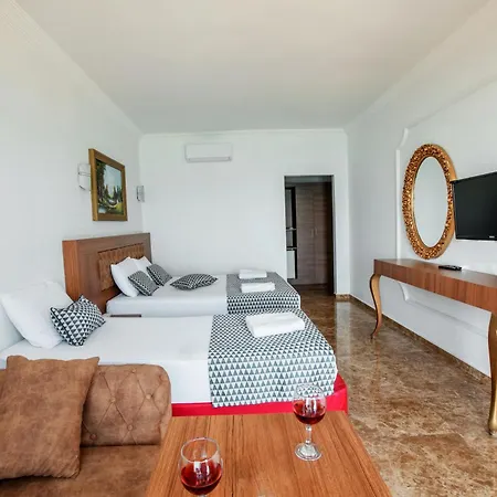 Kristal Beach Hotel-2