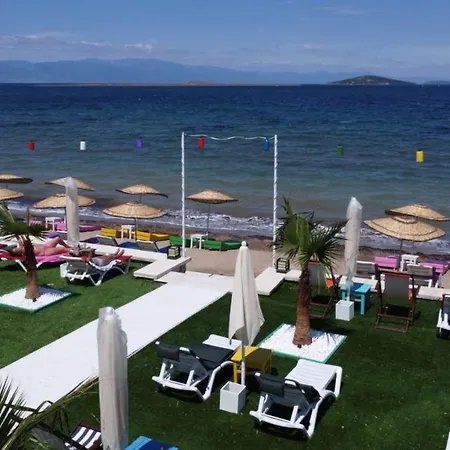 Neo Beach Hotel Cunda-3