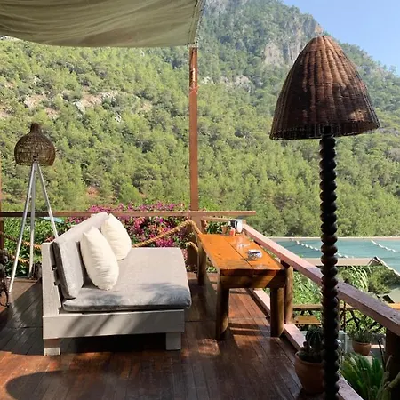 Bamboo Bungalow With Sea View In Kabak Bay, Oeluedeniz-3