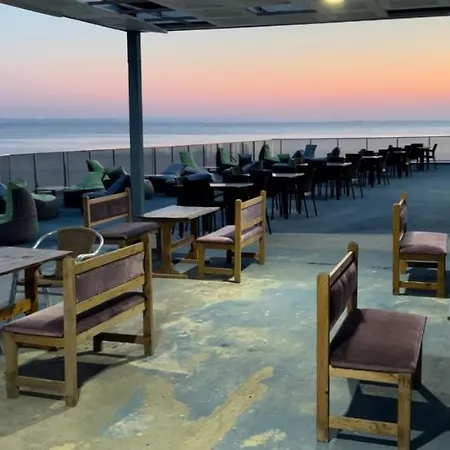 Mavi Yesil Cafe Restaurant Konaklama Plaj Turizm Isletmeleri-2