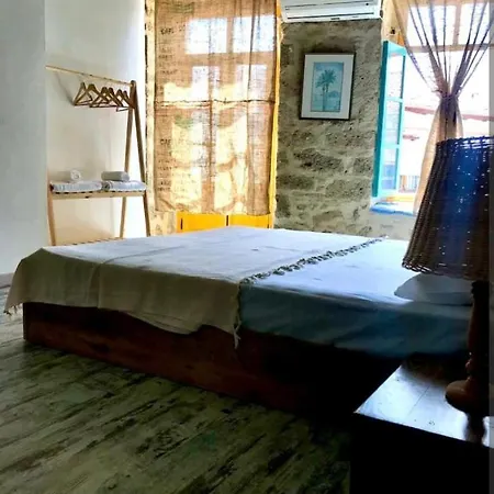 Plusfour Stone House Alacati Centrum-3