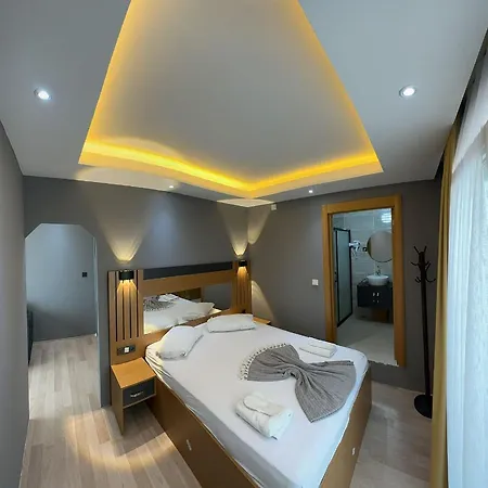 Bes Hayal Otel Isletmeciligi-3