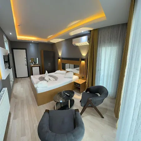 Bes Hayal Otel Isletmeciligi-2