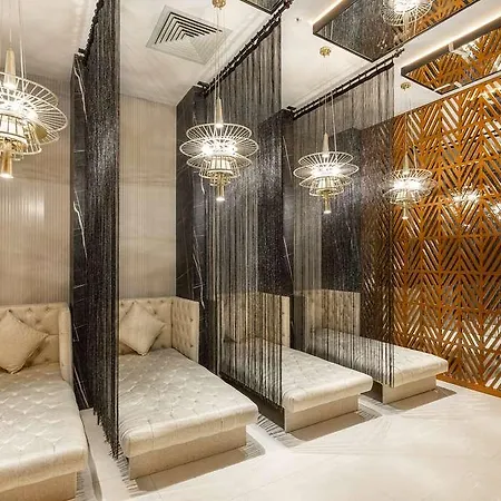 Serenity Queen Hotel-3