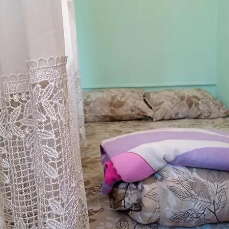 Bunk Bed Hostel Cheap Sleeping Rooms In Mixed Dormitory - Be My Guest-2