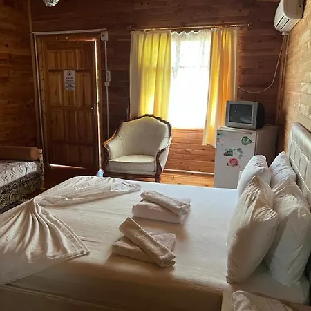 Oran Ağaç Bungalovs-3