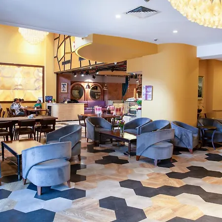 Grand Aras Hotel & Suites-3