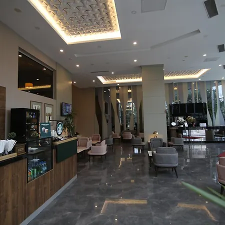 Hotel Excellence Inn-3