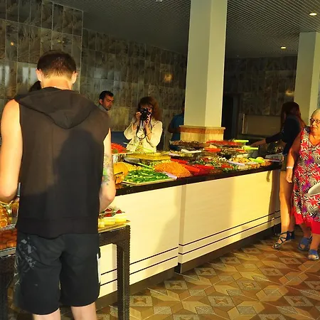 Midnight Sun Hotel-3