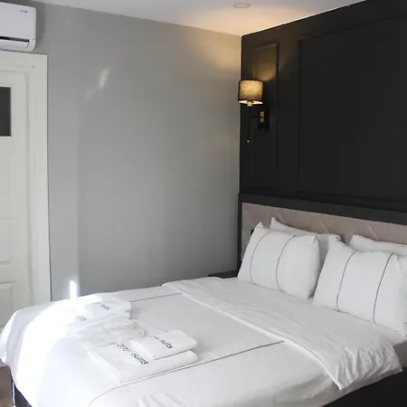 Cosy Suite-3