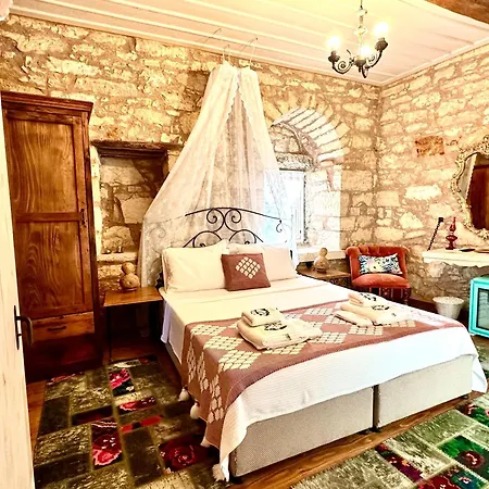 Marissa Boutique Cesme-2