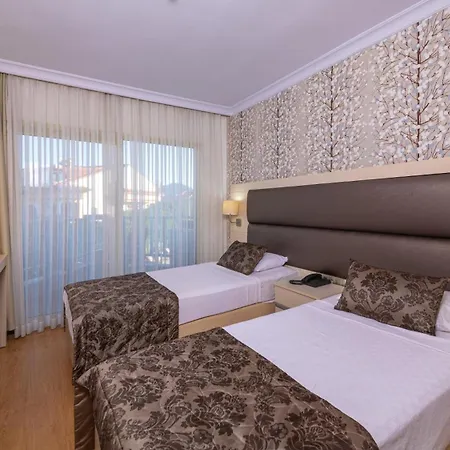 Grand Hotel Faros-2