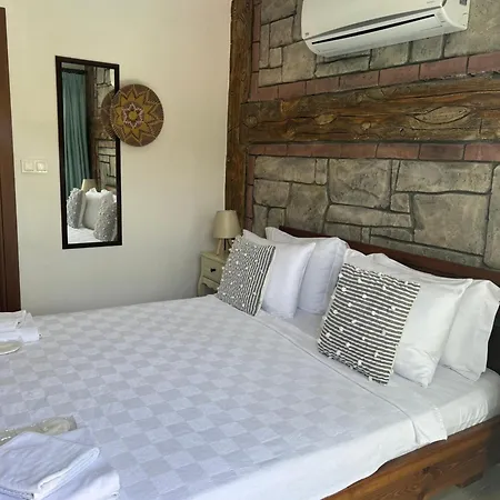 Pupa Alaçatı Butik Otel-2
