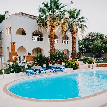 Dilek Ağacı Butik Otel - Karaburun-3