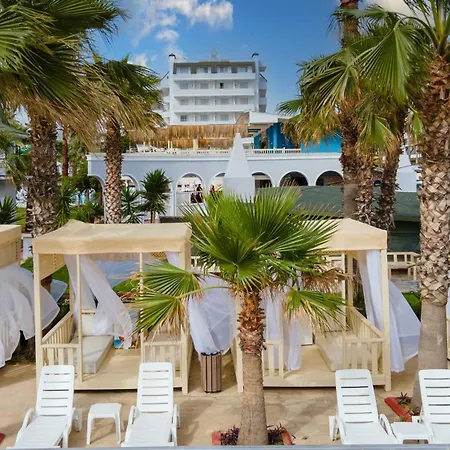 Holiday Garden Resort-3