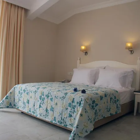 The Blue Lagoon Deluxe Hotel-2