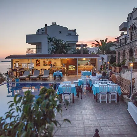 Sunset Villa Hotel-3
