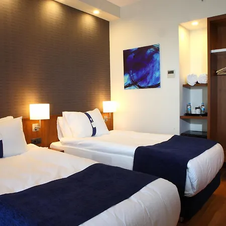 Holiday Inn Express Manisa-West By Ihg-3