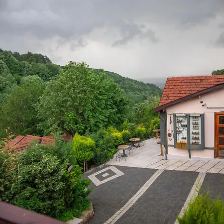 The Canyon Kartepe And Restoran-3
