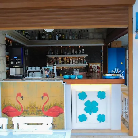 Alacati Leylak Hotel-2