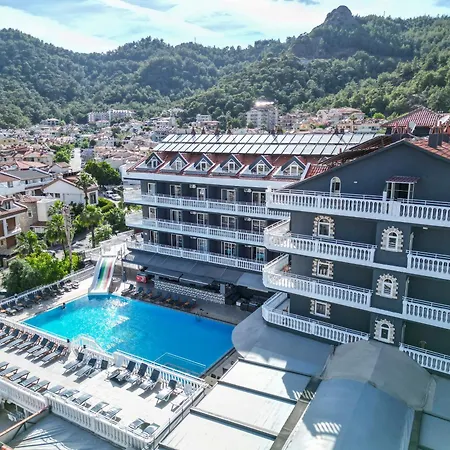 Mustis Royal Plaza Hotel-3
