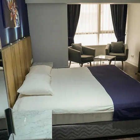 En Otel Karaca-2