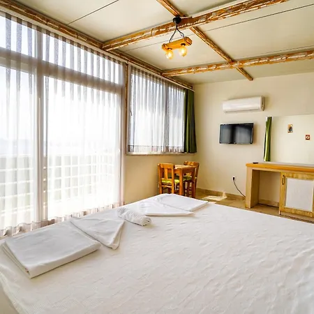 Mojo Sunset Boutique Hotel-3