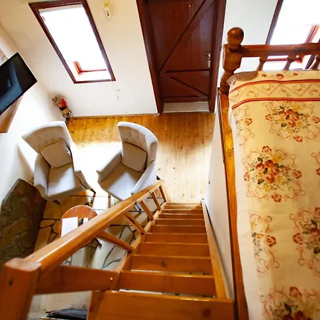 Tias Shelale Otel-2