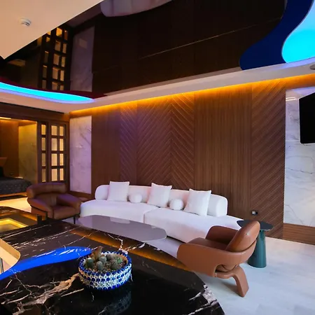 Lalila Blue Suites-2