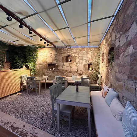 Hanole Guest House-2