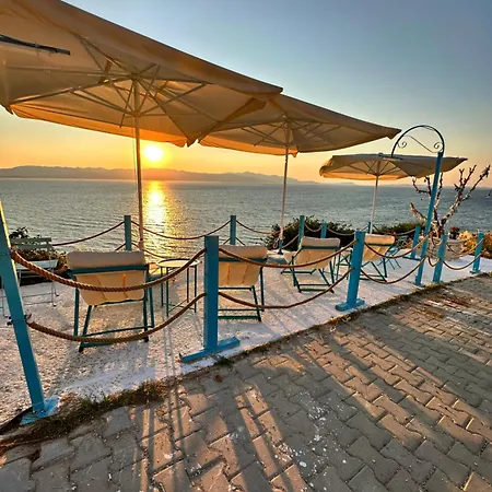 Fener Hotel Cafe & Kahvalti-2