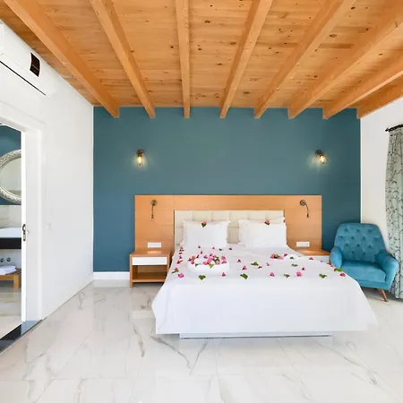 Blanca Beach Hotel-3