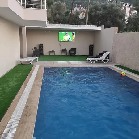 Dalgiç Suıt Pool Club-3