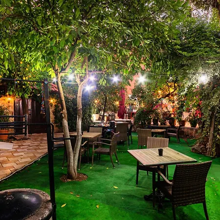 Zemira Garden Hotel-3
