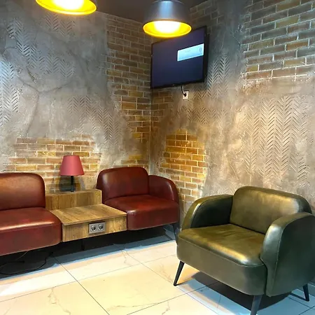 Comfort Center Suit Hotel-2