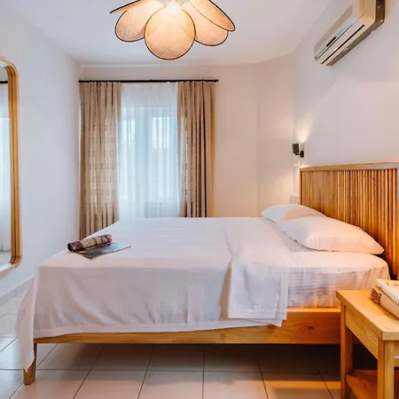 Golden Lighthouse Hotel-3