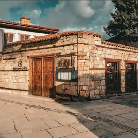 Belmondo Suites Old Town Antalya-2