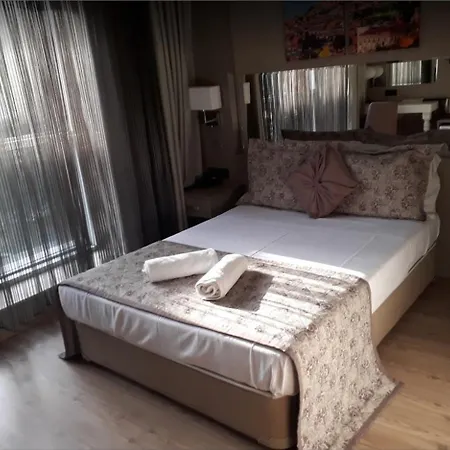Hotel Iz-3