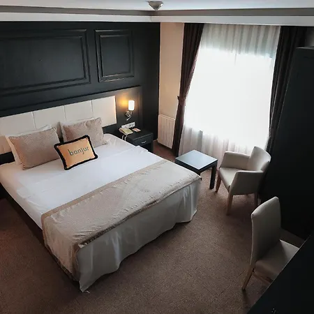 Bonjur Hotel Thermal & Wellness Club-2