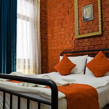 White Bolshoi Rooms-3