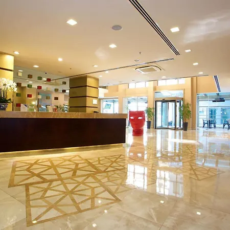 Ramada By Wyndham Istanbul Taksim-2