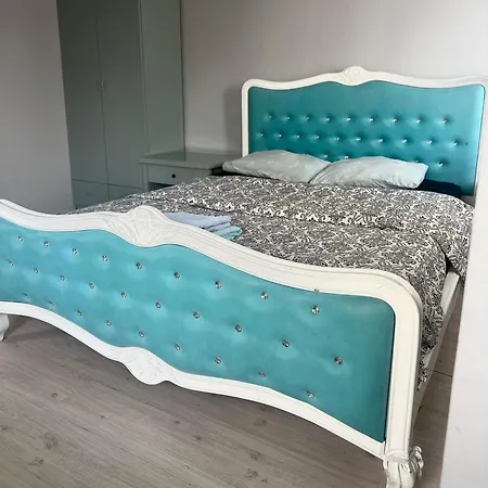 Paradise Otel-2